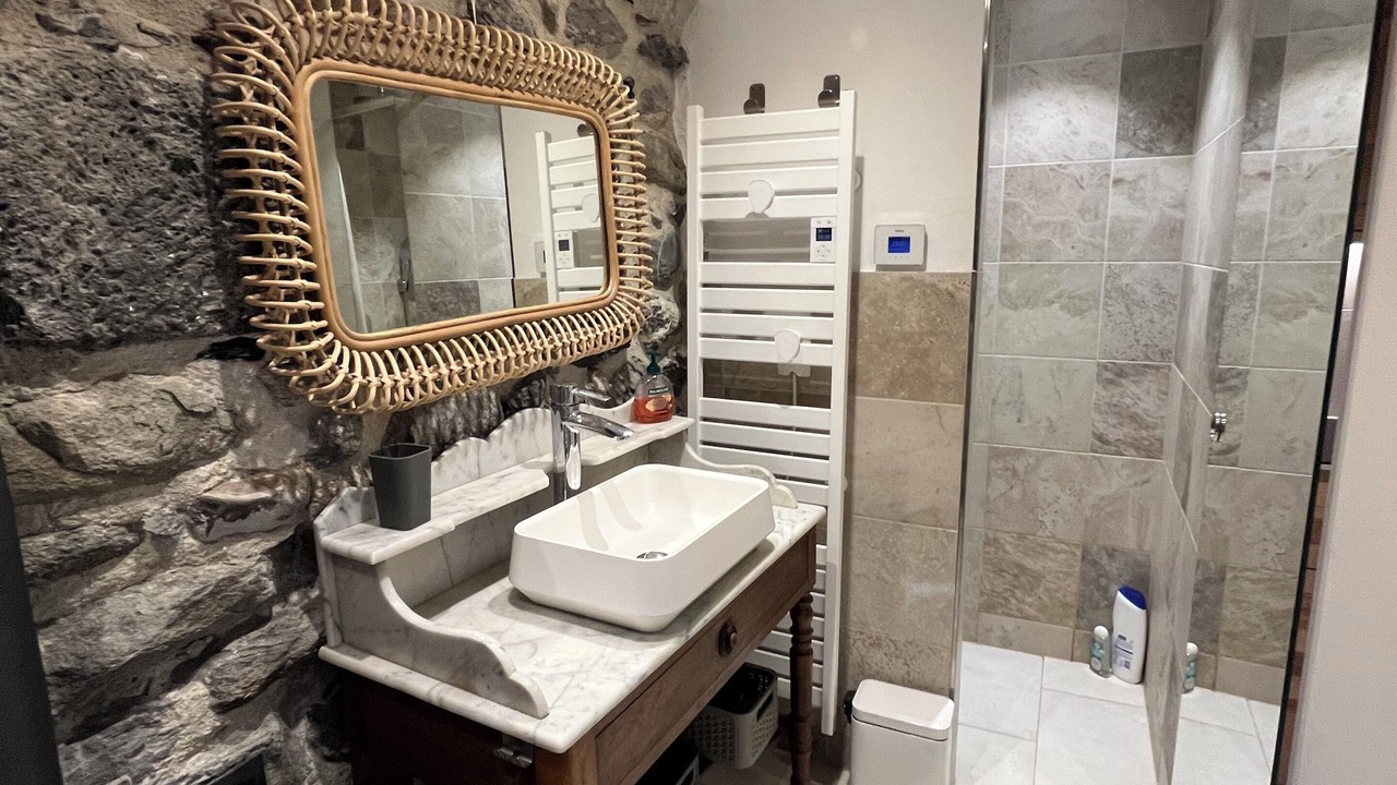 Photo of Bathroom in Saint-Etienne-de-Tinee