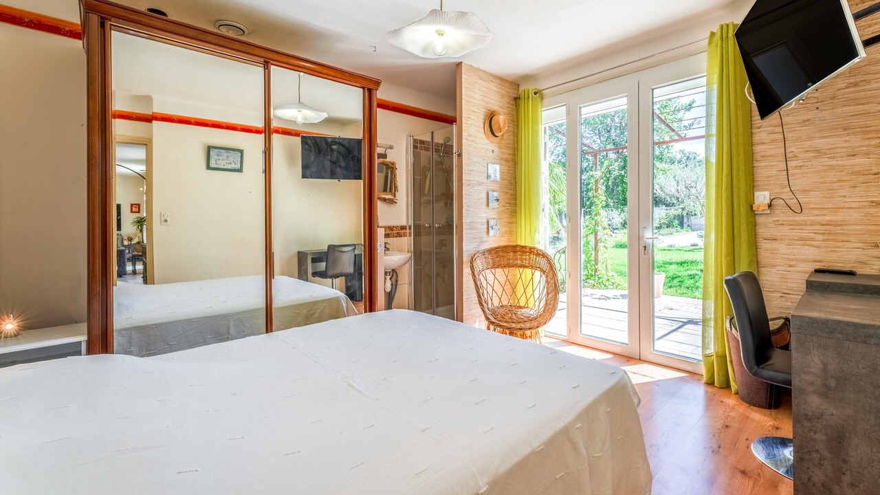 Photo of Bedroom in Caromb