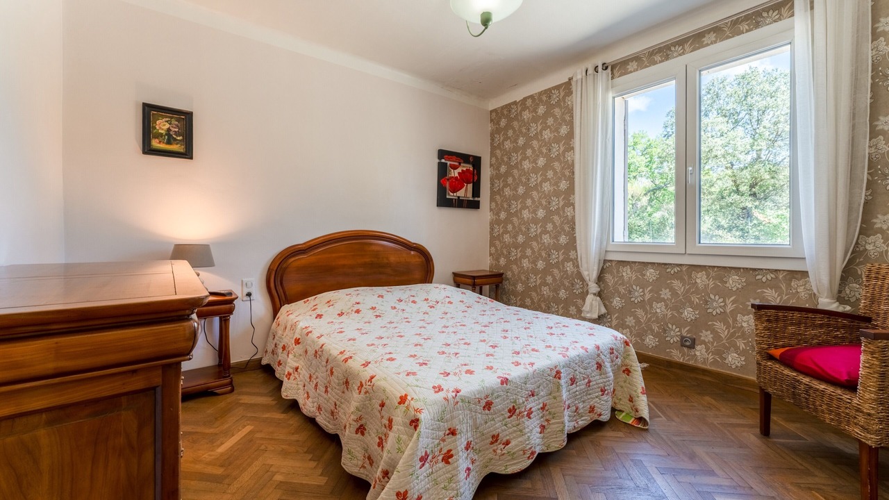 Photo of Bedroom in Caromb