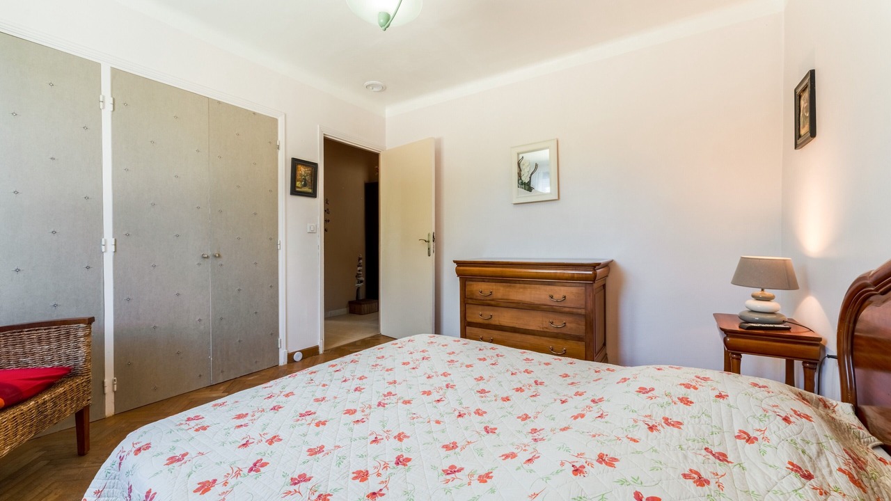 Photo of Bedroom in Caromb