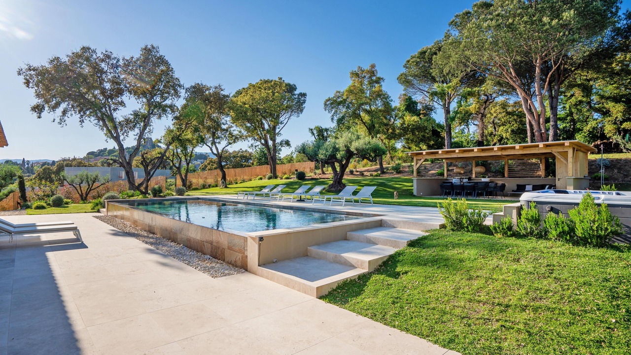 Photo of Outdoor in Grimaud