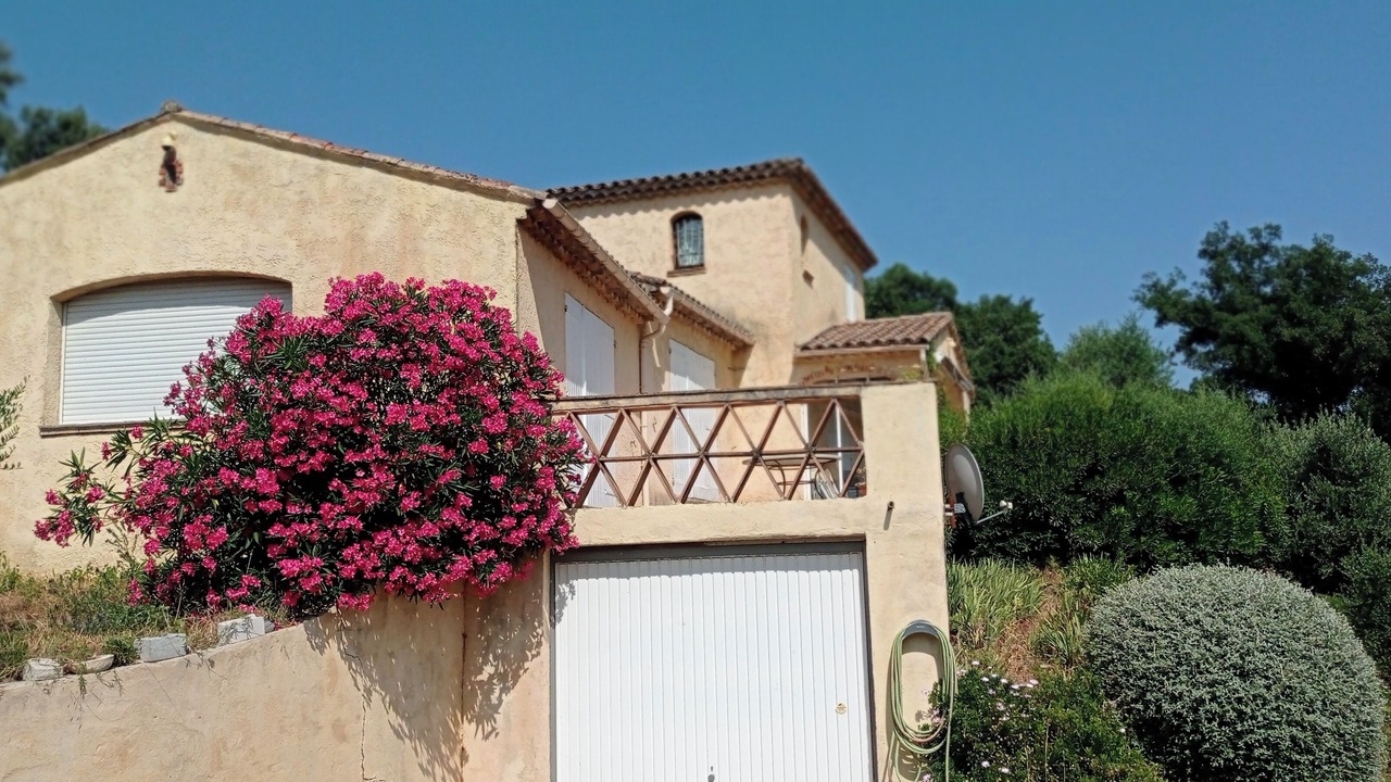 Photo of Outdoor in Val de Gilly