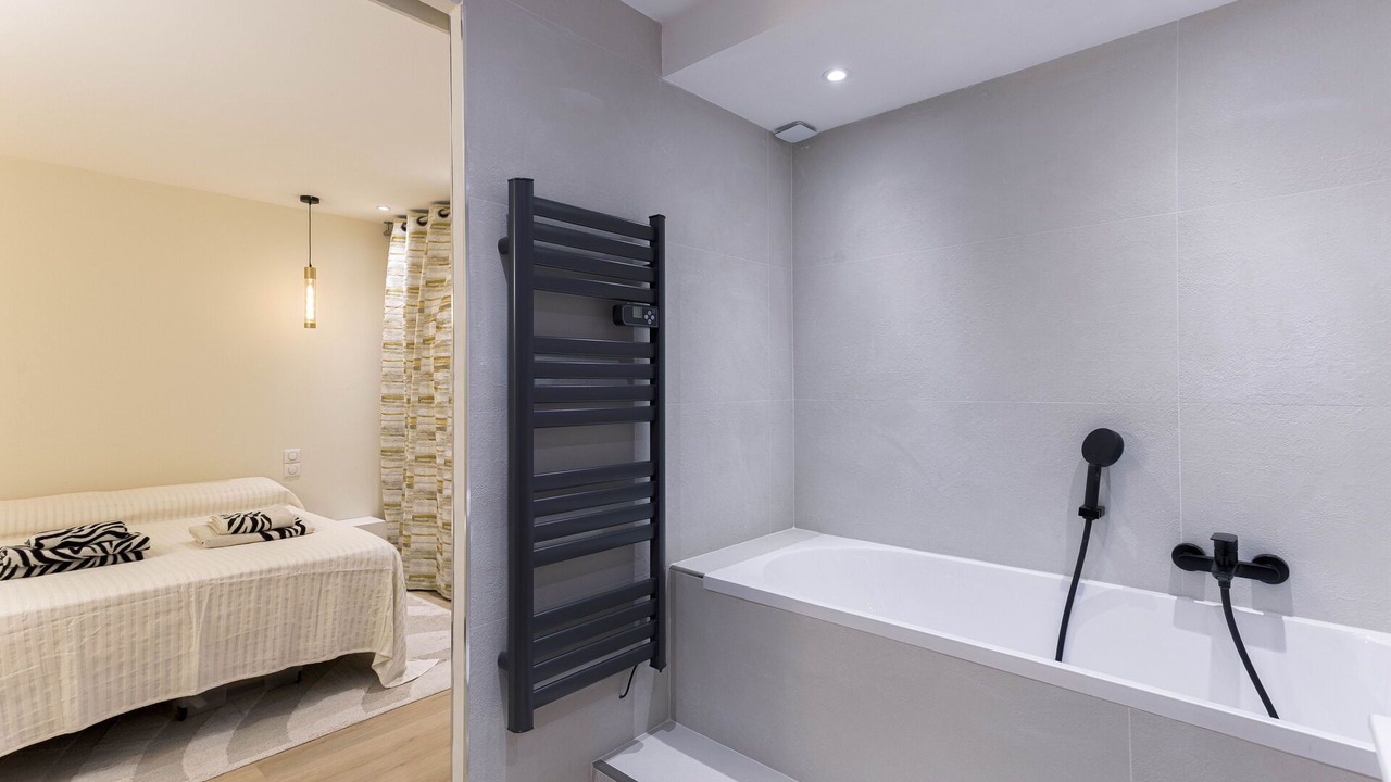 Photo of Bathroom in Mandelieu-La-Napoule