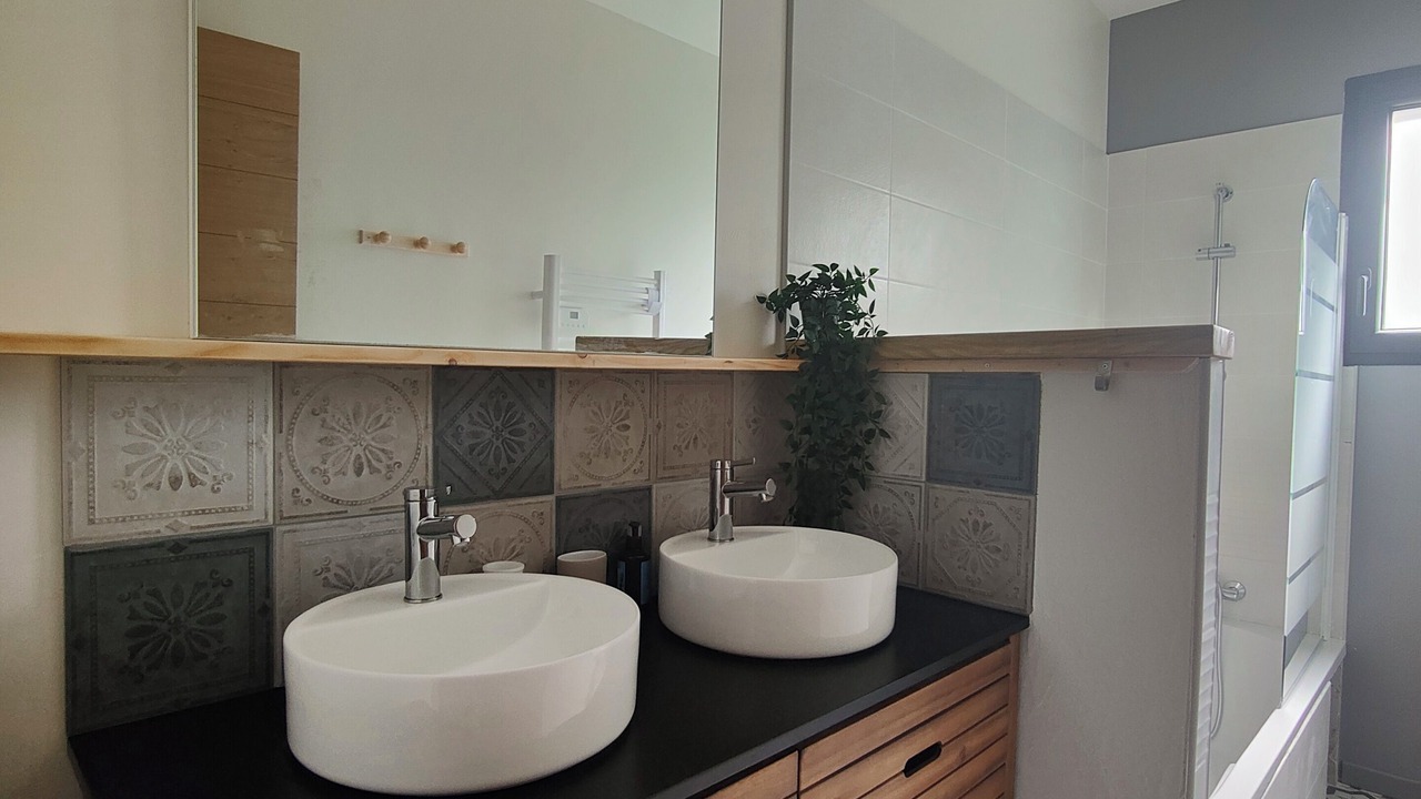 Photo of Bathroom in Le Bourg-d'Oisans