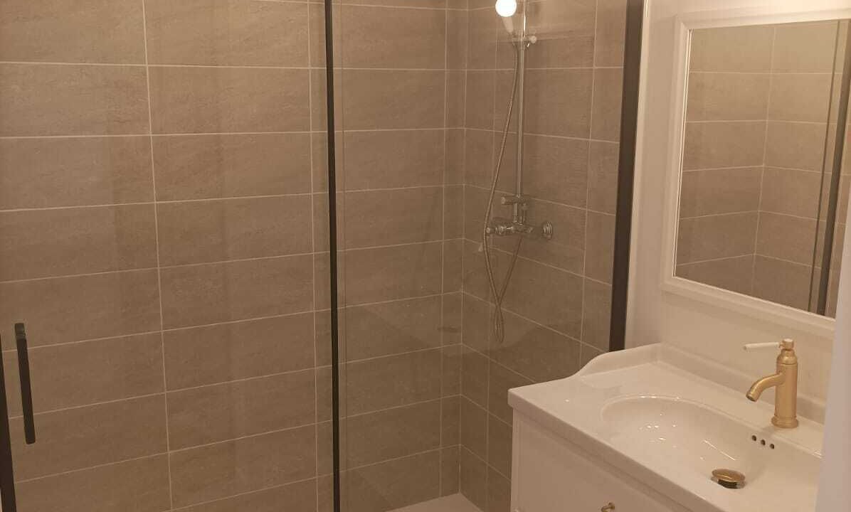 Photo of Bathroom in Orange