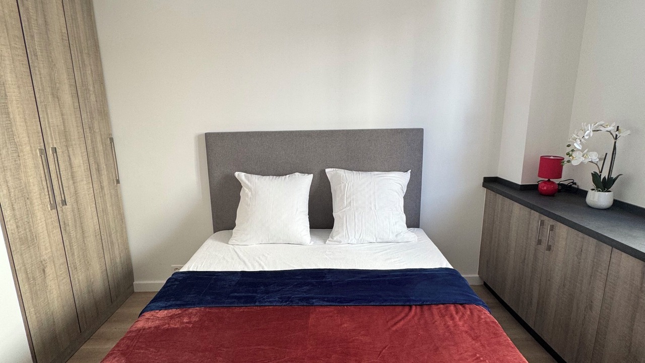 Photo of Bedroom in Mandelieu-la-Napoule Beach