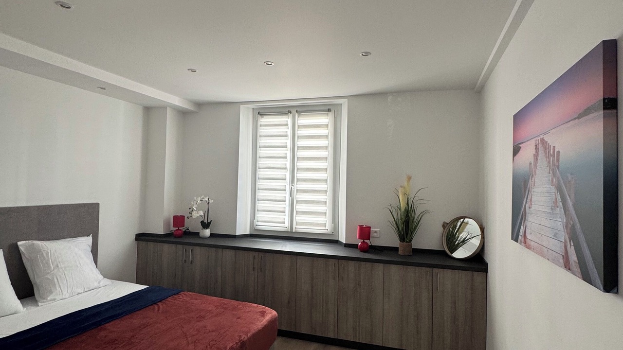 Photo of Bedroom in Mandelieu-la-Napoule Beach
