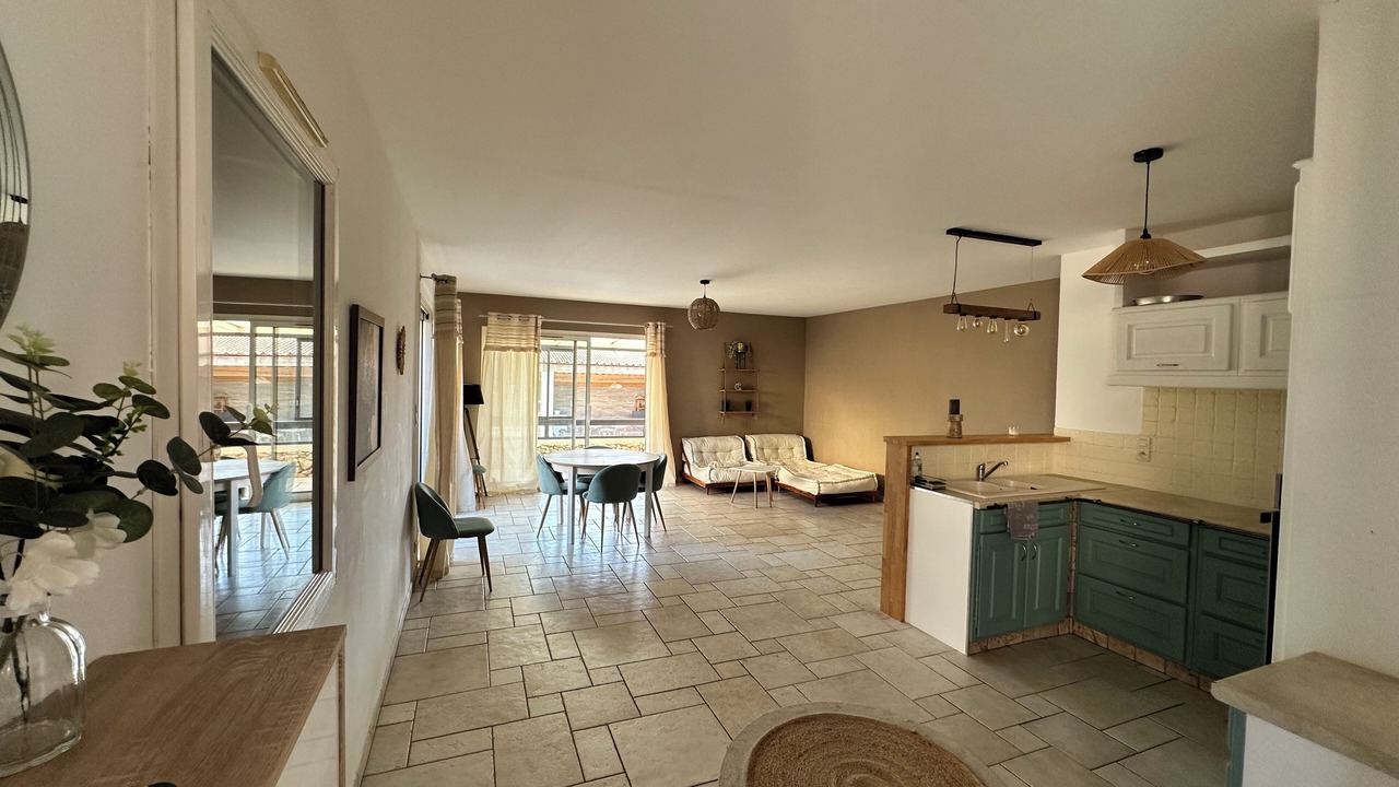 Photo of Livingroom in Coudoux