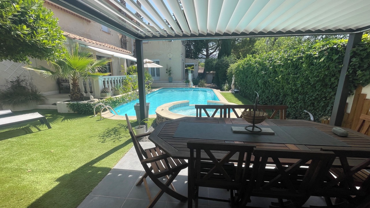 Photo of Outdoor in Vitrolles