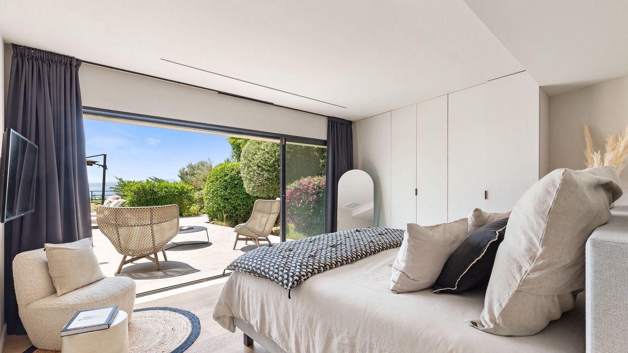 Photo of Bedroom in Les Issambres