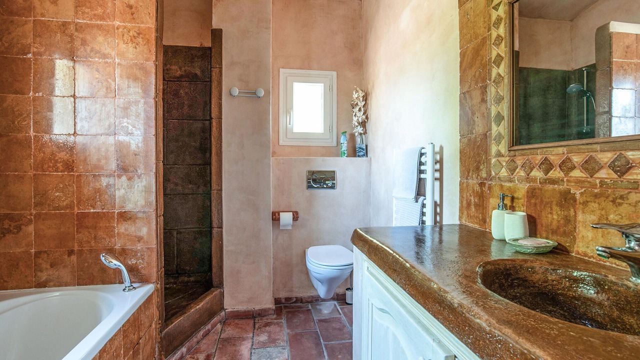 Photo of Bathroom in Grimaud