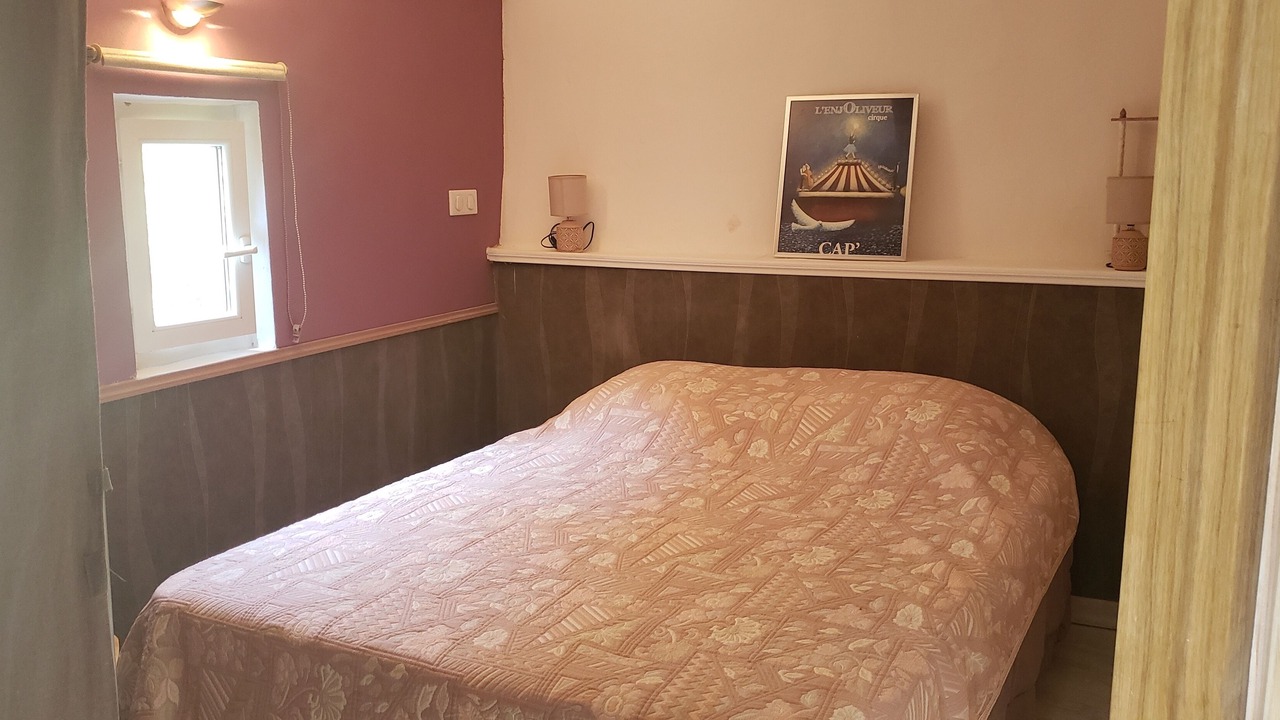 Photo of Bedroom in Saint-Paul-le-Jeune