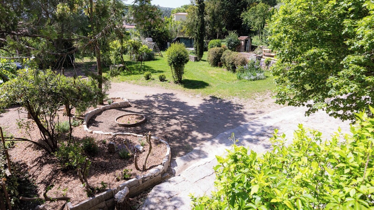 Photo of Outdoor in Saint-Paul-le-Jeune