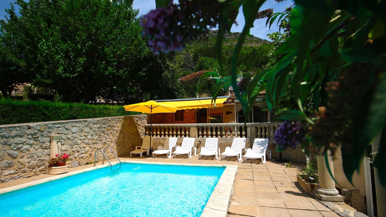 Photo of Outdoor in Sias