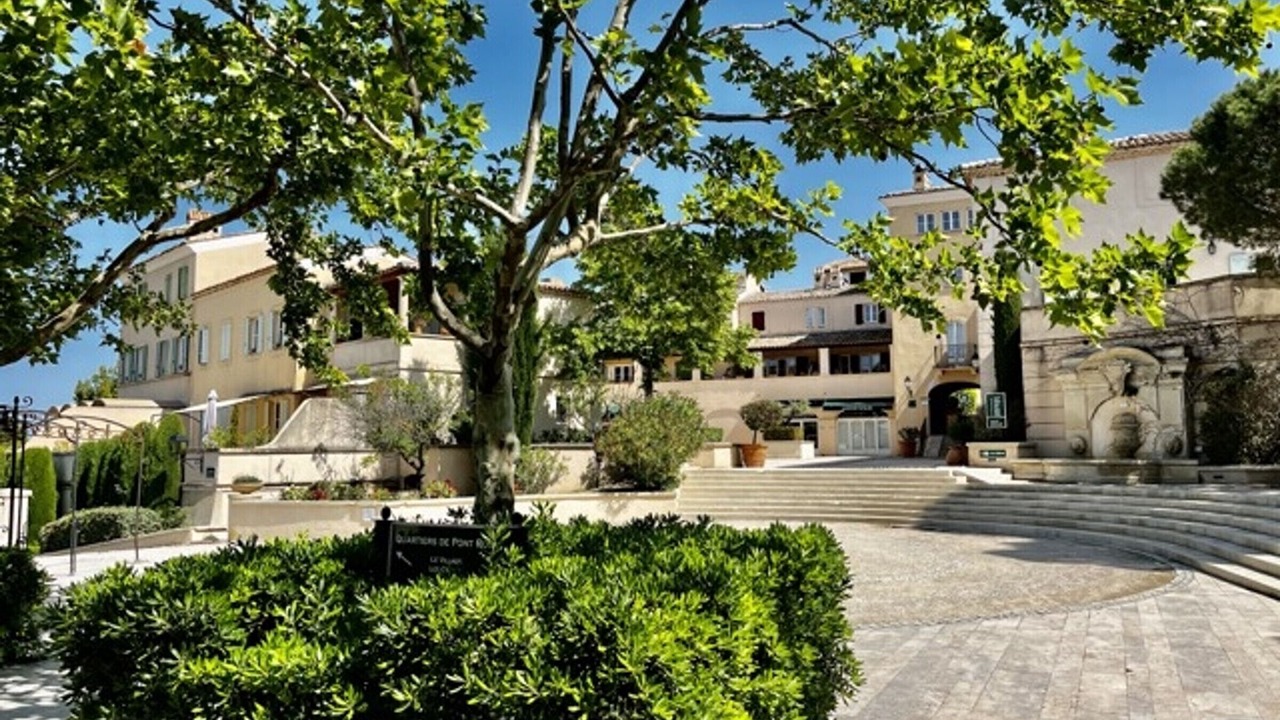 Photo of Outdoor in Pont Royal