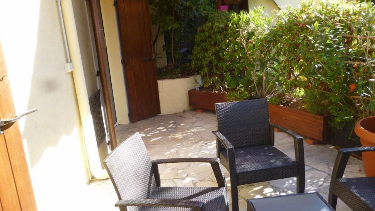 Photo of Patio Balcony in Cantaron