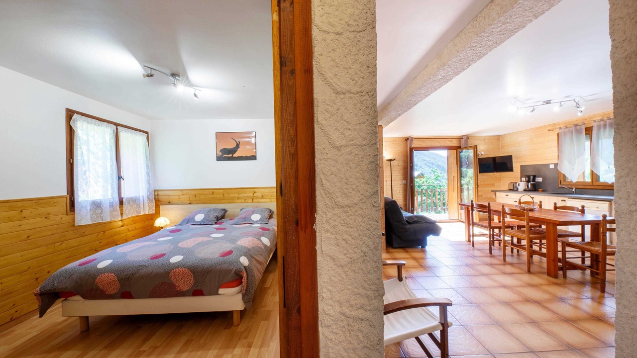 Photo of Bedroom in Saint-Etienne-de-Tinee