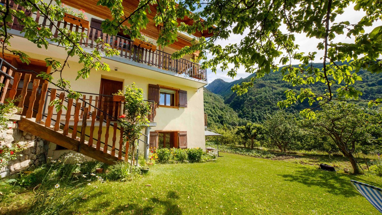 Photo of Outdoor in Saint-Etienne-de-Tinee