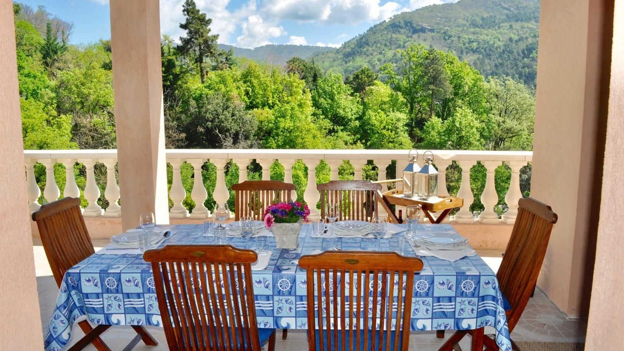 Photo of Outdoor in Bendejun