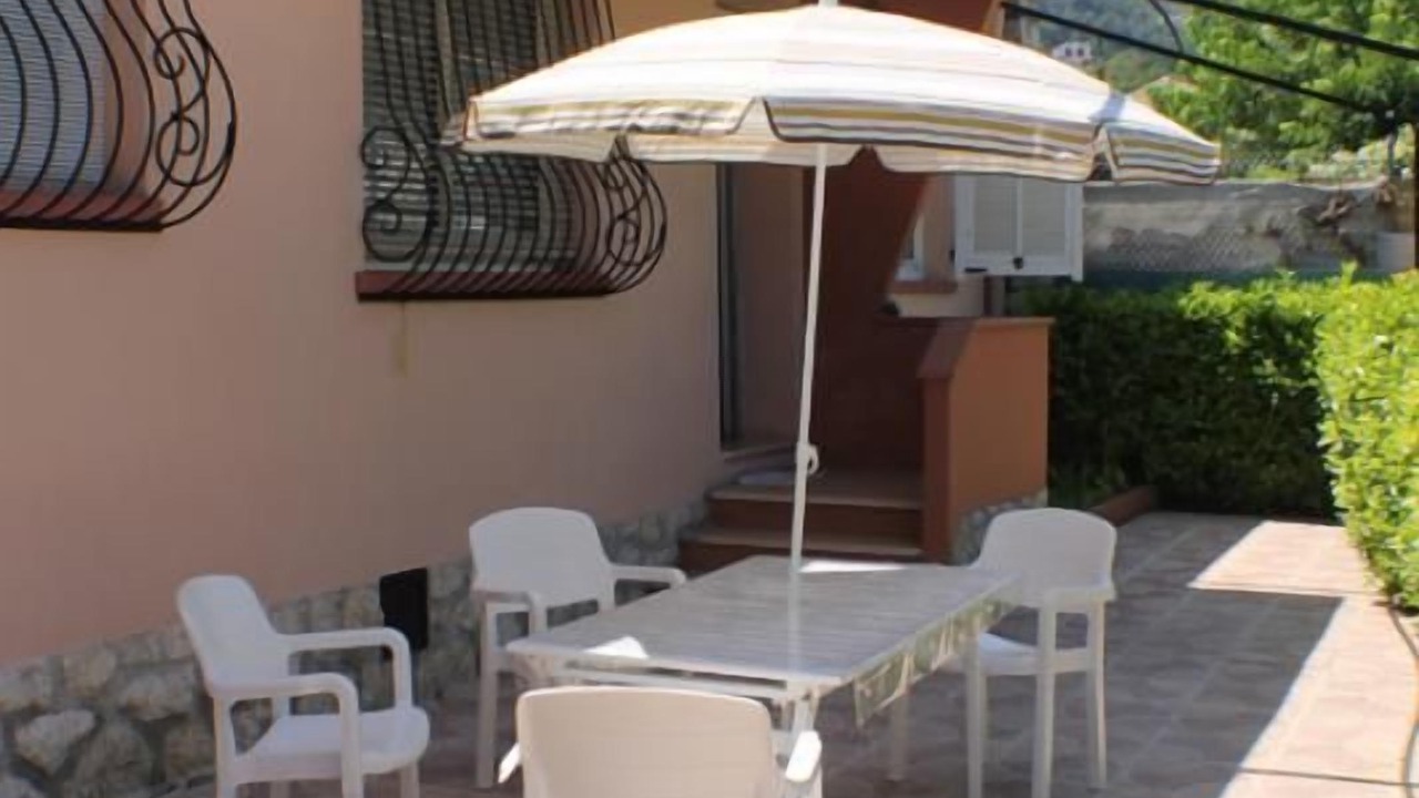 Photo of Outdoor in Contes