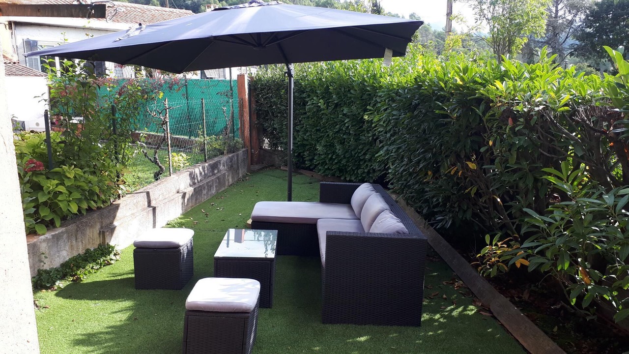 Photo of Outdoor in Contes