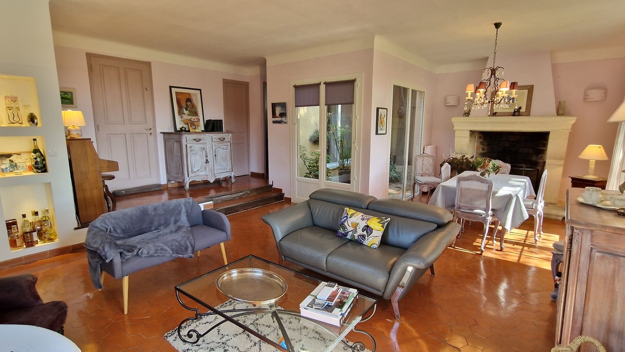 Photo of Livingroom in Eguilles