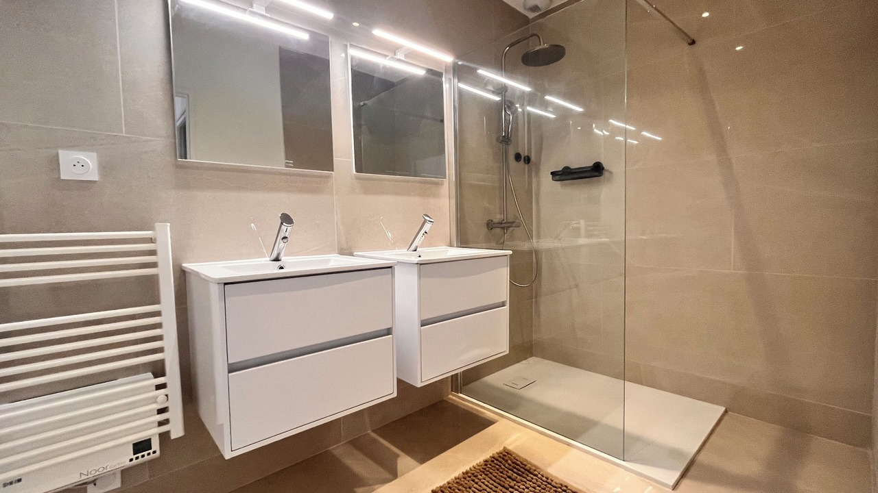 Photo of Bathroom in Saint-Aygulf