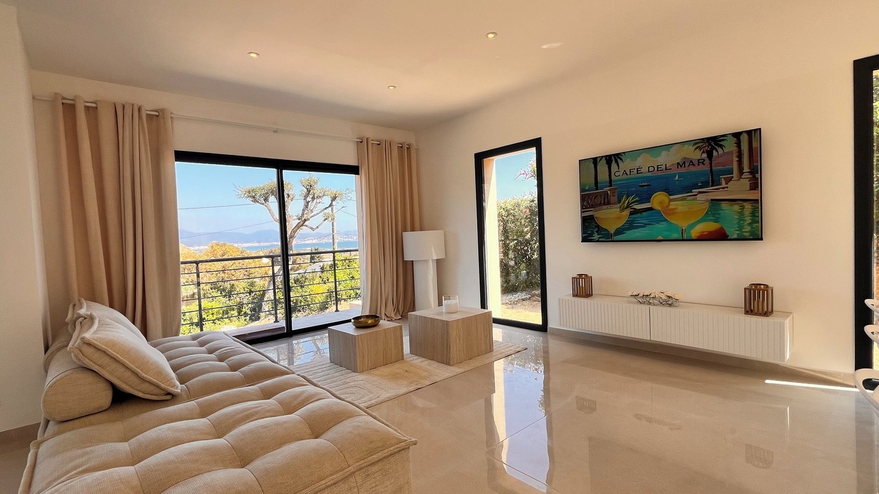 Photo of Livingroom in Saint-Aygulf