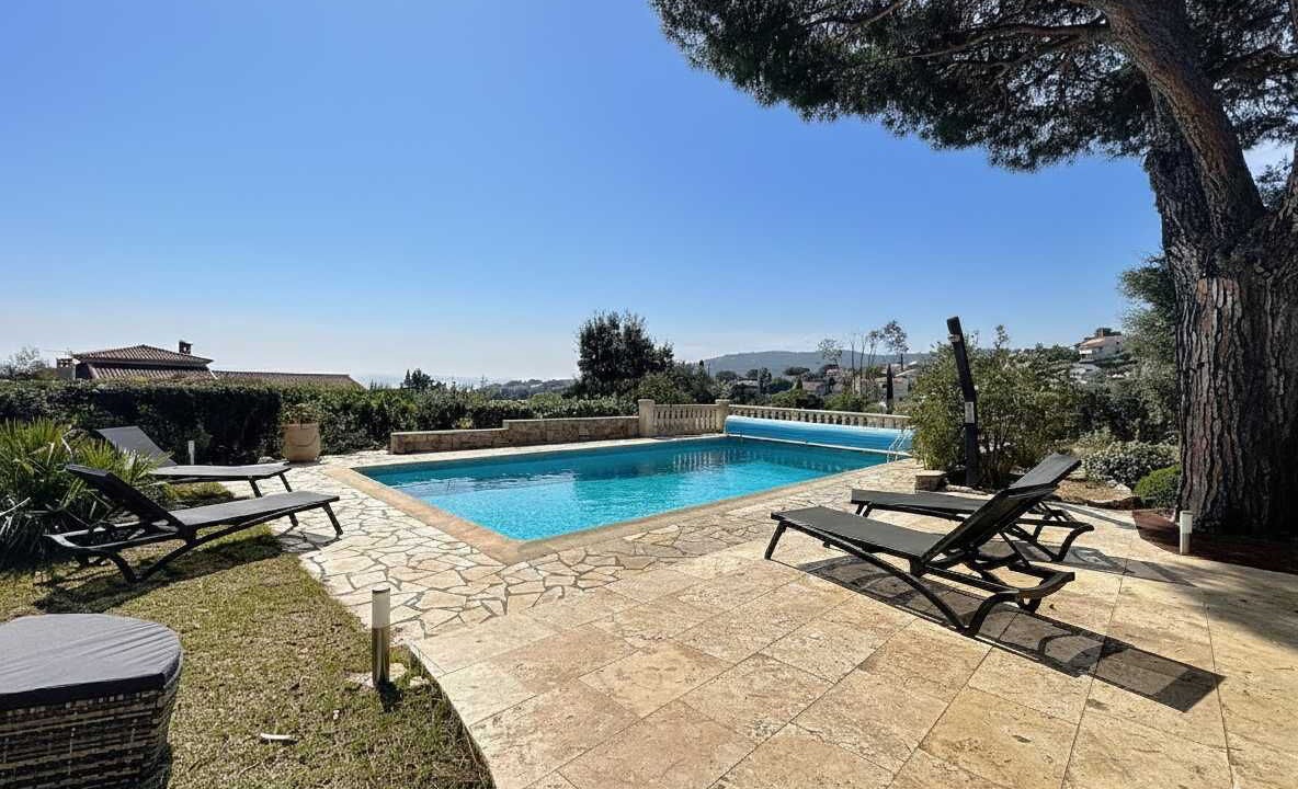 Photo of Outdoor in Frejus