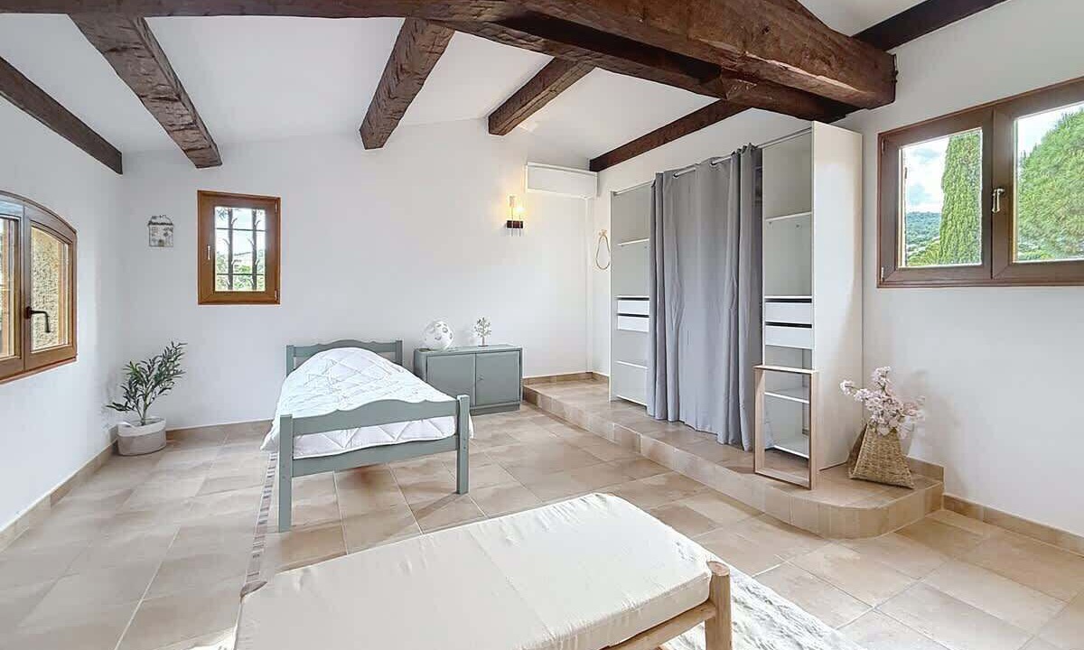 Photo of Bedroom in Frejus