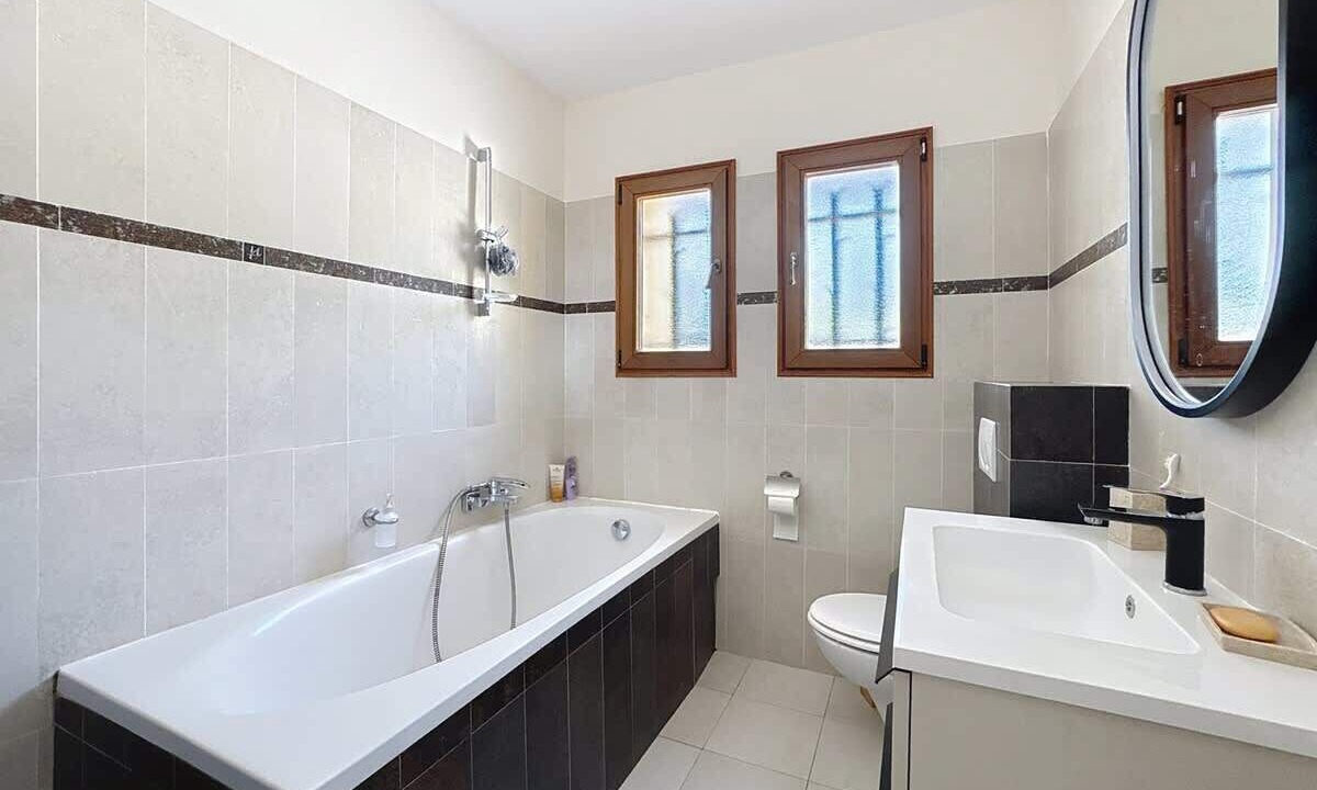 Photo of Bathroom in Frejus