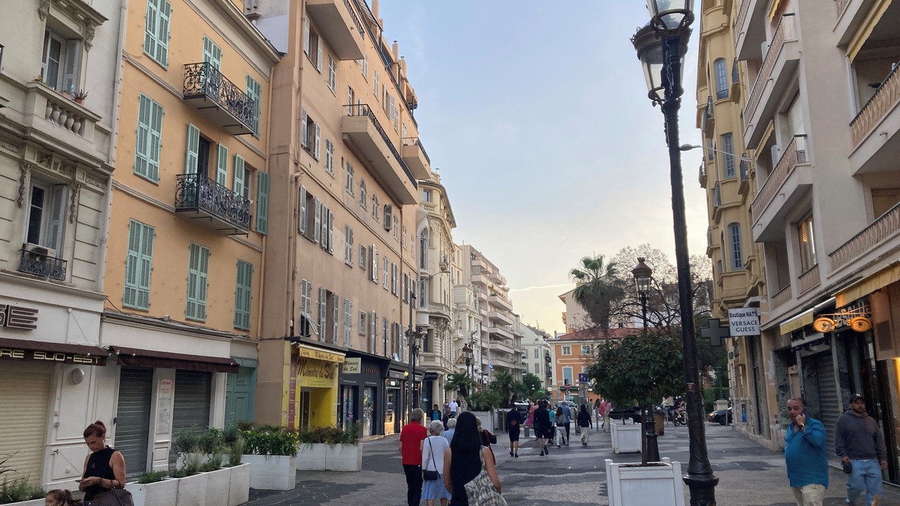 Photo of Others in Carre d'Or