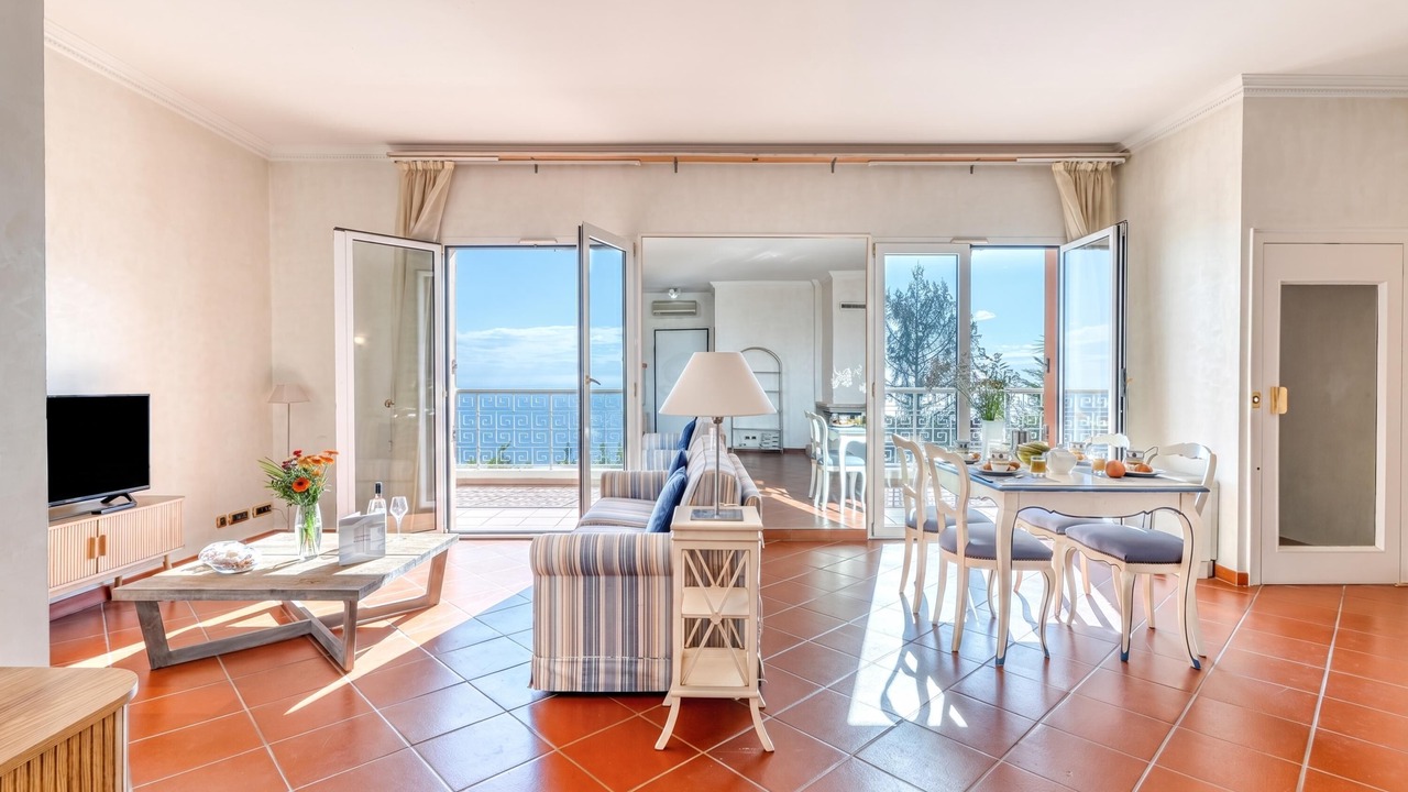 Photo of Bedroom in Beausoleil