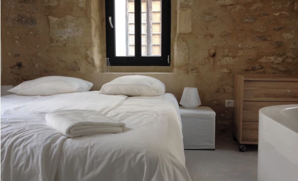 Photo of Bedroom in Gordes