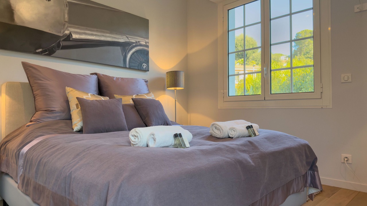 Photo of Bedroom in California - Pezou