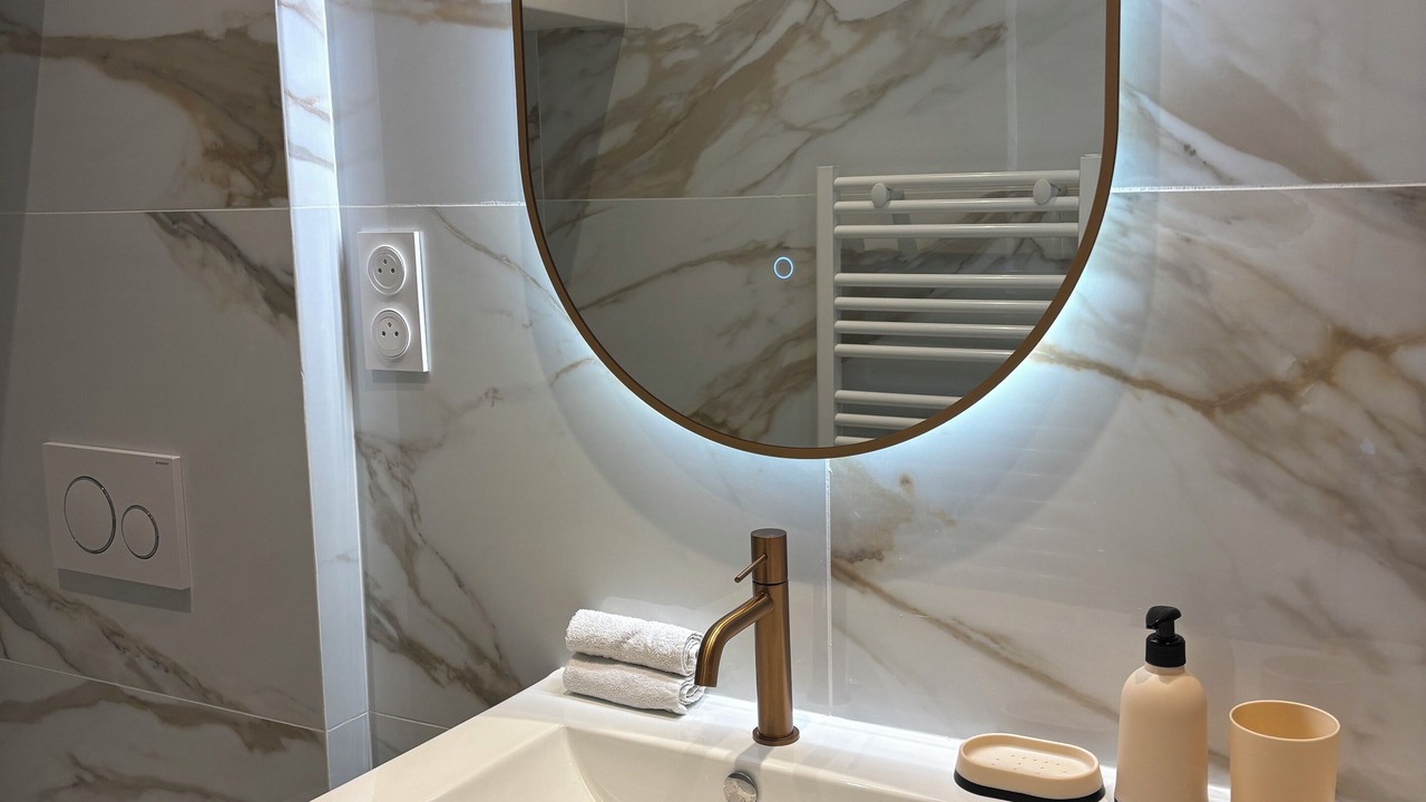 Photo of Bathroom in Prado - Republique