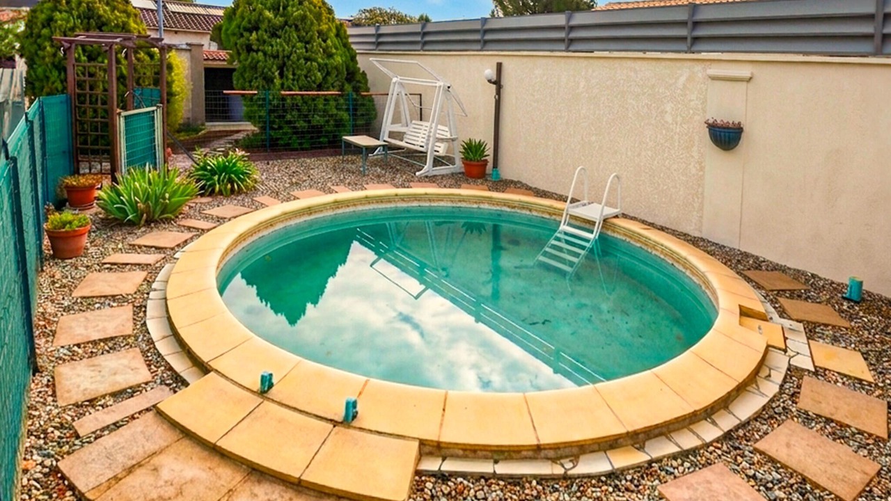 Photo of Outdoor in Caromb