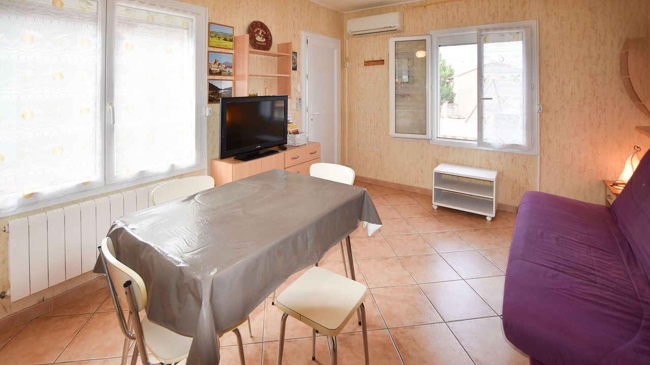 Photo of Bedroom in Caromb