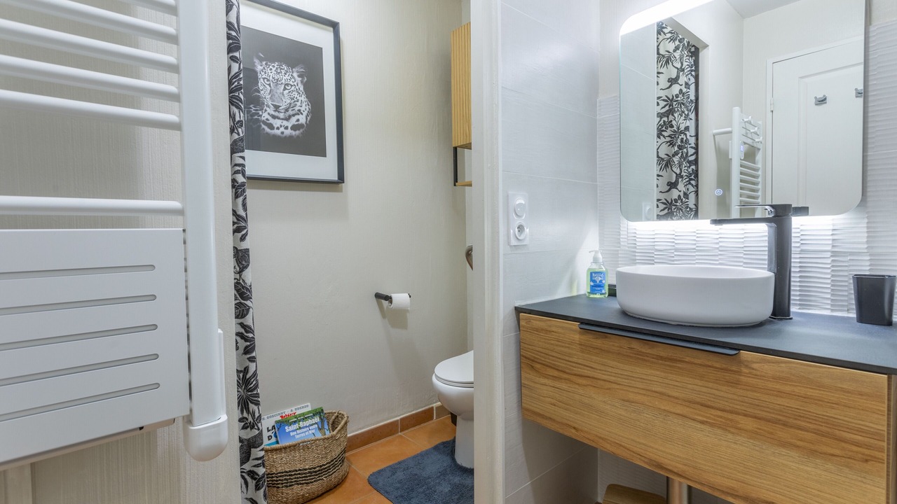 Photo of Bathroom in Le Dramont