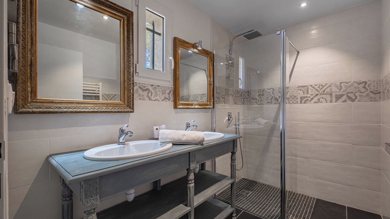 Photo of Bathroom in Montauroux