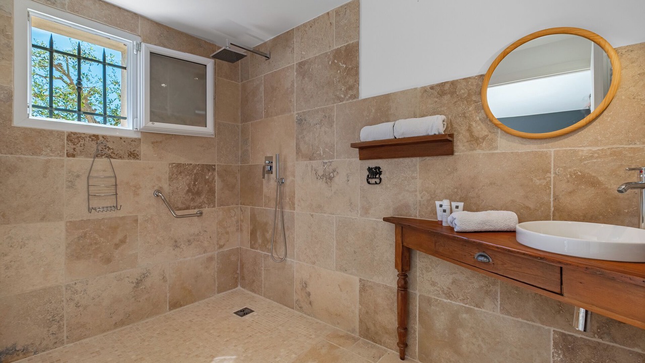 Photo of Bathroom in Montauroux