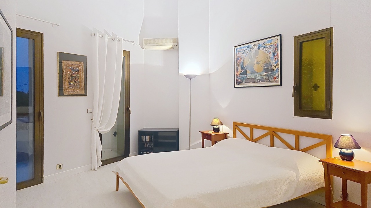 Photo of Bedroom in Vallauris