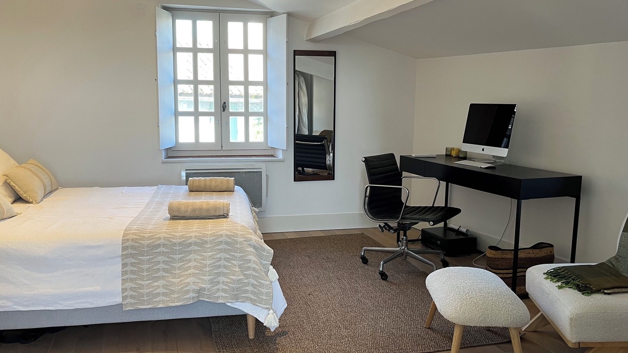 Photo of Bedroom in Villeneuve-les-Avignon