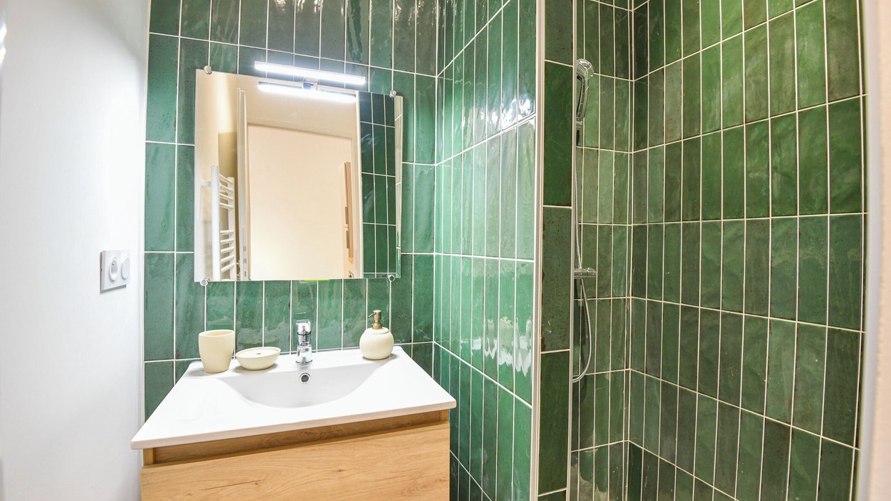 Photo of Bathroom in 1st Arrondissement