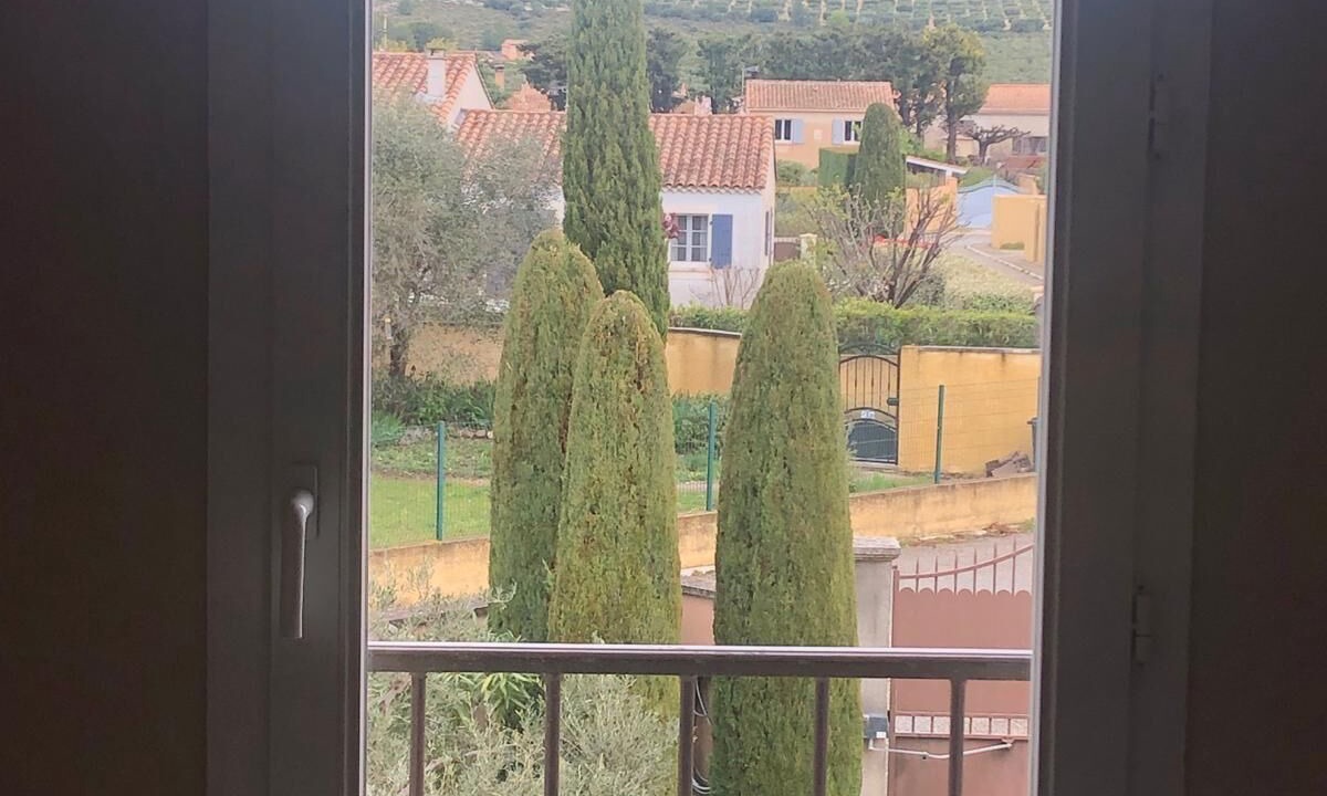 Photo of Others in Mouries