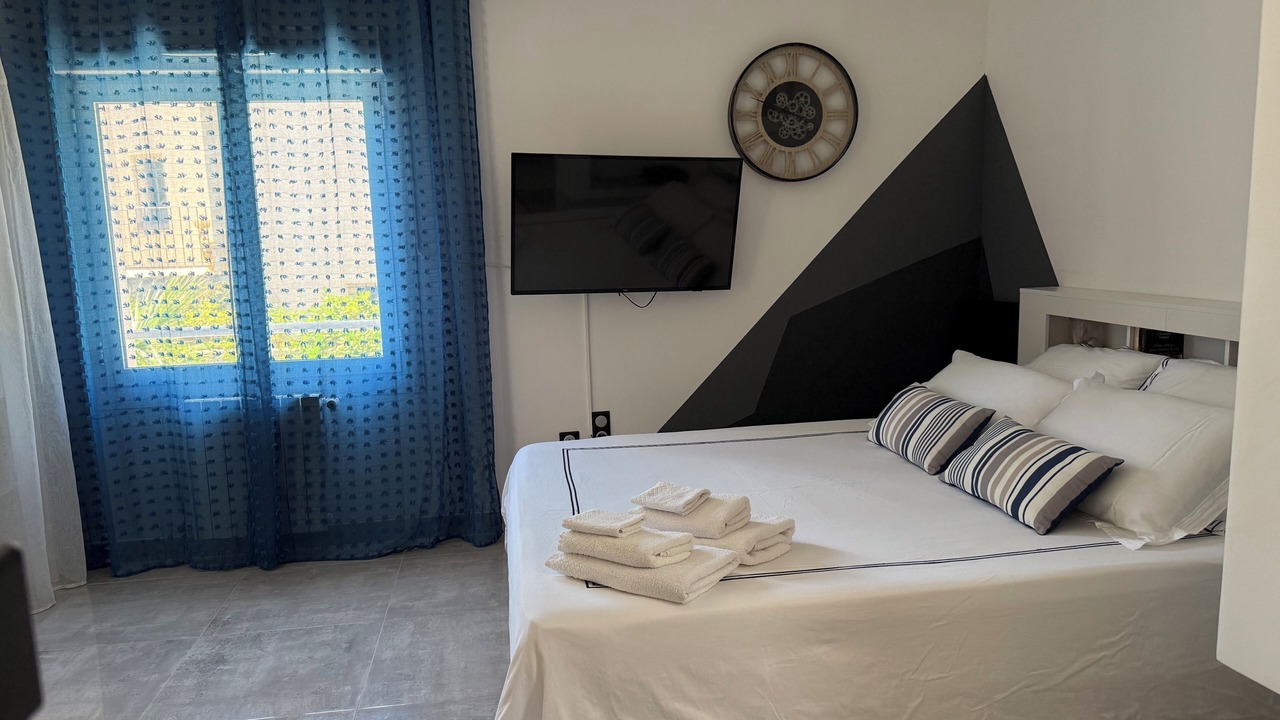 Photo of Bedroom in Carry-le-Rouet
