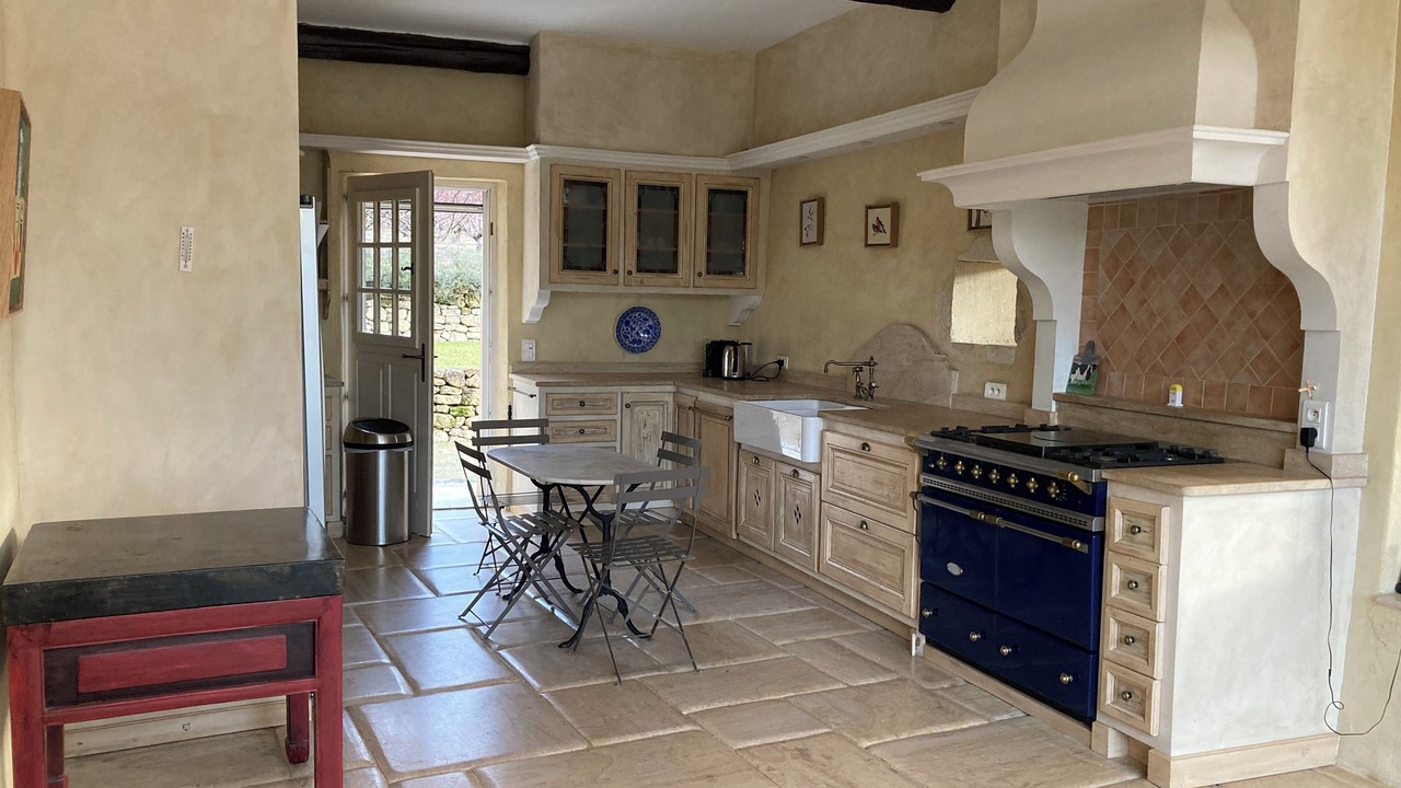Photo of Kitchen in Malaucene