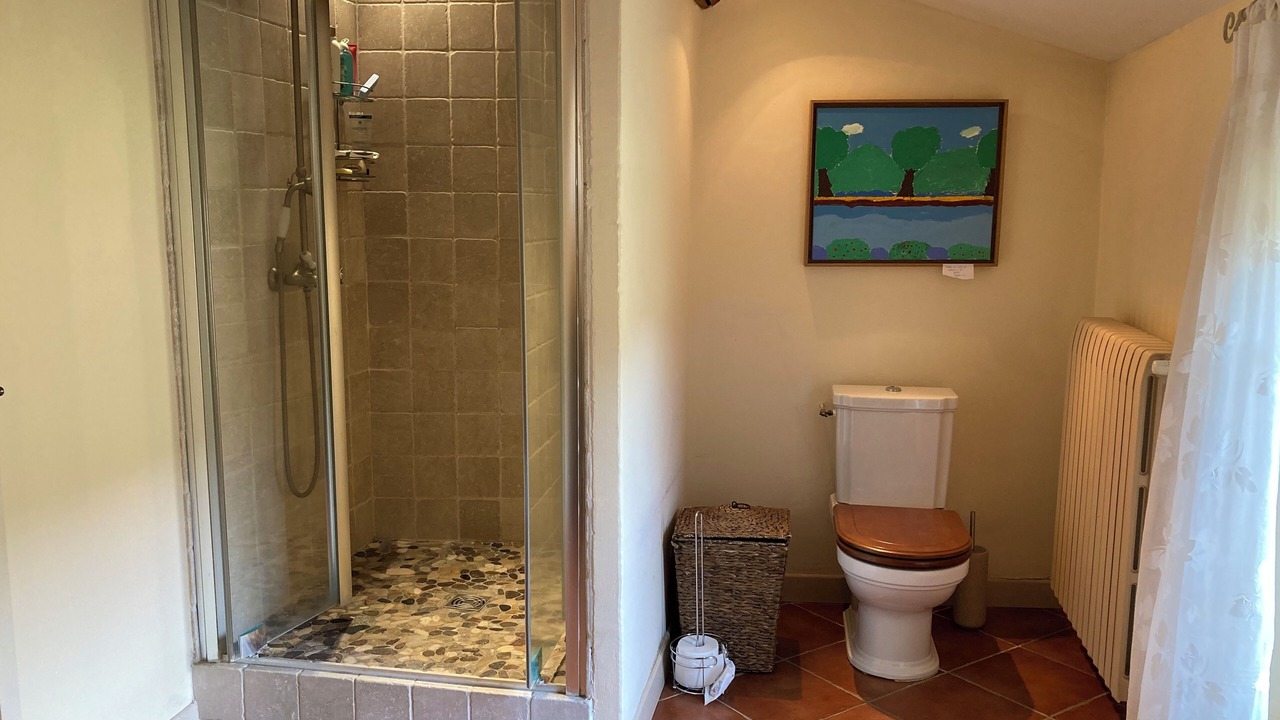 Photo of Bathroom in Malaucene