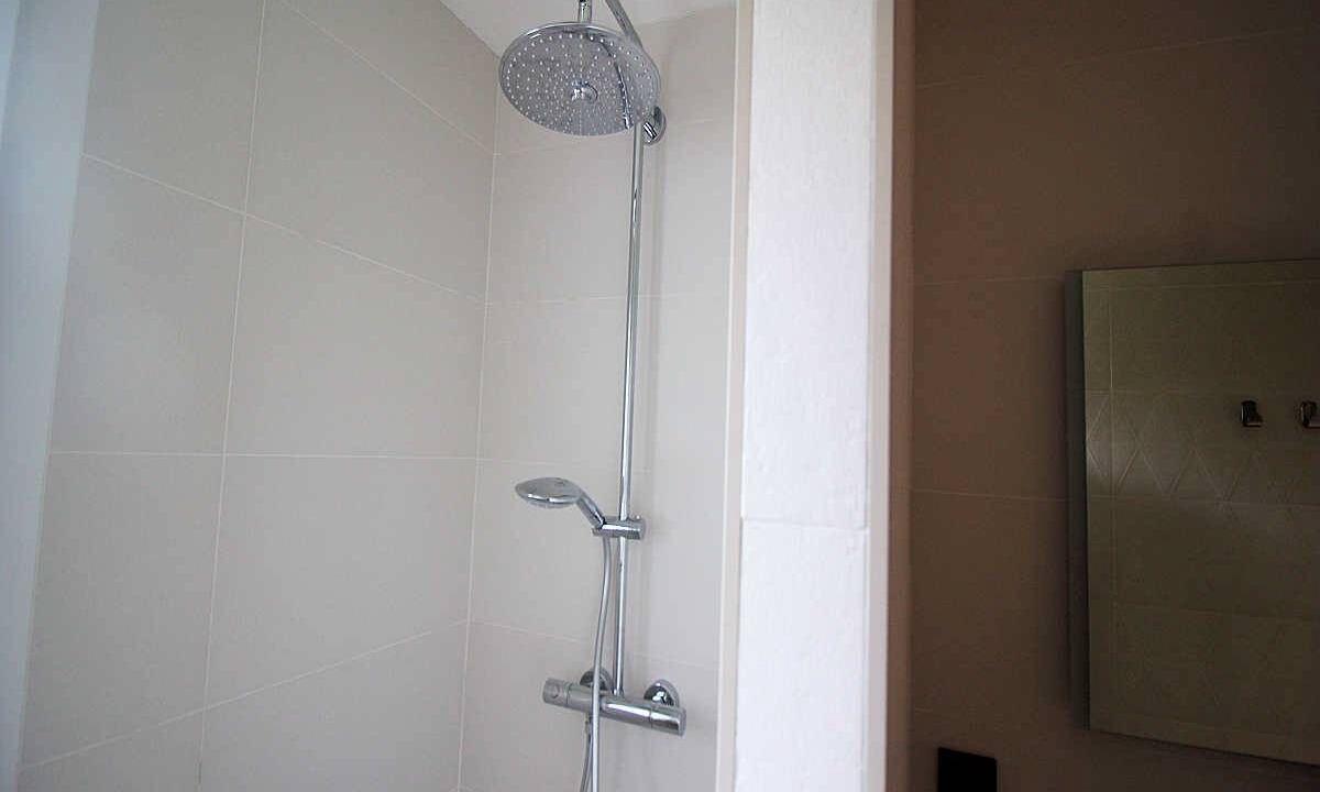 Photo of Bathroom in Bagnols-en-Foret