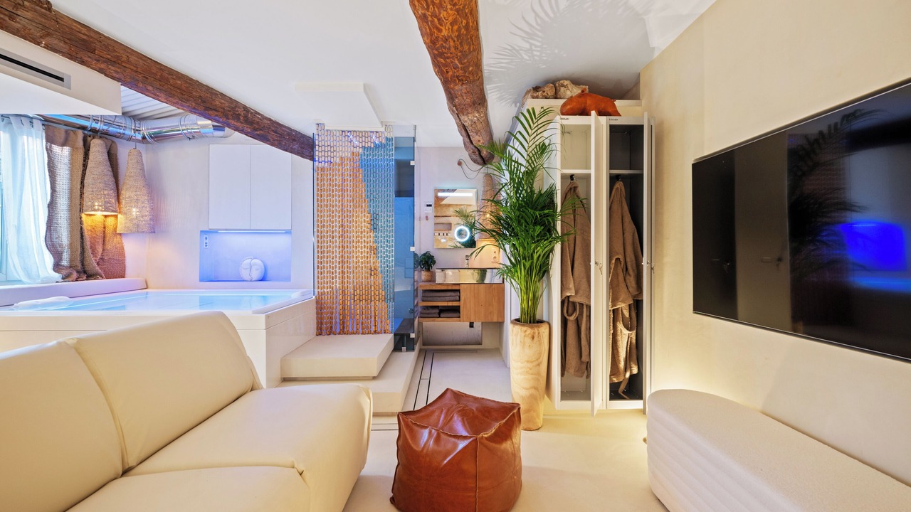 Photo of Livingroom in Jean-Medecin